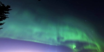 Aurora Borealis lights up the southern (Alberta)  sky