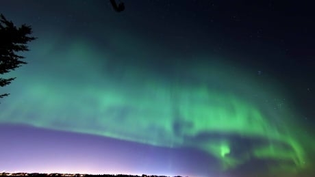 Aurora Borealis lights up the southern (Alberta)  sky