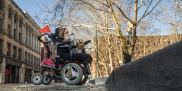 Ask An Expert: Here’s what it’s like to get around Seattle for some people who use a wheelchair