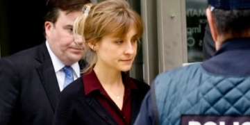 Smallville actress Allison Mack pleads guilty to charges related to alleged sex cult NXIVM