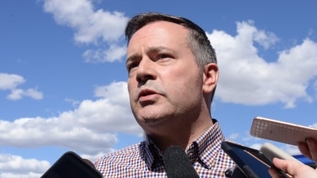 Kenney says if premier, he’d enact turn-off-the-taps legislation at first cabinet meeting