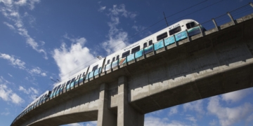 Feds give go-ahead to extend light rail to Federal Way