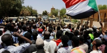 Sudanese protesters say military attempted to break up sit-in