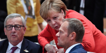 Brexit: EU weighs risks of going into extra time