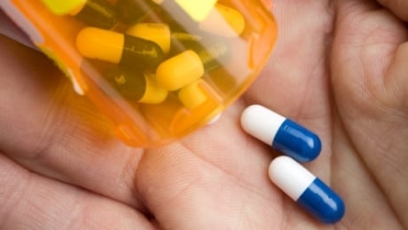 Pharmacist took 26,000 tablets for own use