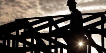 Construction industry is warning Trudeau not to extend surtax on foreign steel