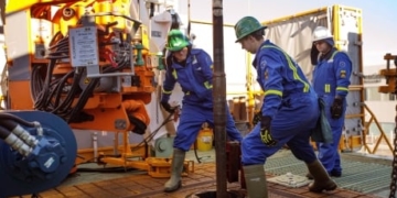 Canada to lose 12,500 oil and gas jobs in 2019, report predicts