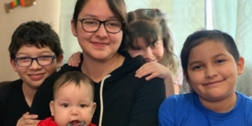 ‘Judged and ashamed’: Indigenous parents describe scrutiny, mistrust of social workers