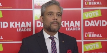 Carbon tax and less plastic: Alberta Liberals unveil environmental policies