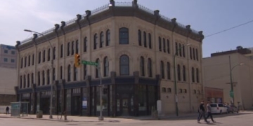 Developer turns back time on Winnipeg’s 136-year-old Fortune Block