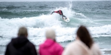 Surfing debuts at 2020 Olympics — and Canada is a surprising contender