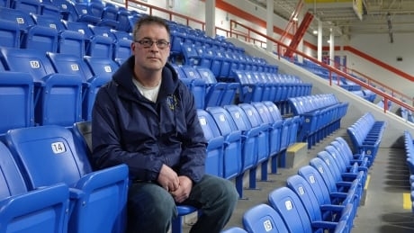 Charges in fatal crash threaten to tear hockey-loving Ontario town apart