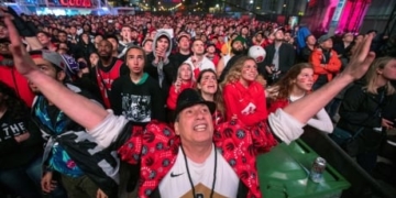 Toronto sports fans in a frenzy as Raptors reach NBA finals