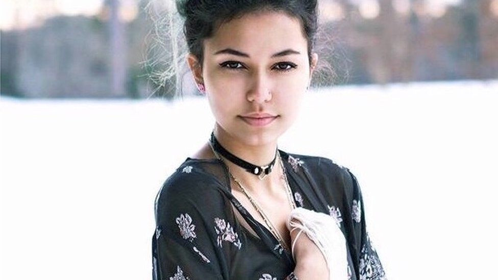 US dad ‘punched shark five times’ to save daughter