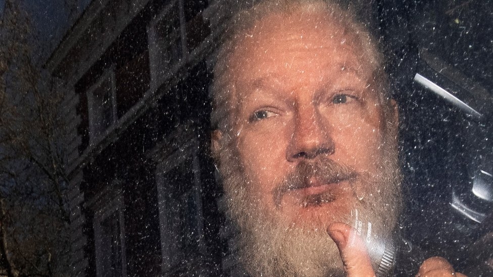 Julian Assange: Swedish judge rejects detention of Wikileaks founder