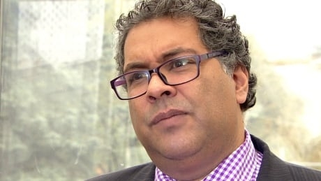 Poll suggests ‘staggering’ drop in approval rating for Calgary Mayor Naheed Nenshi
