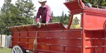 83-year-old rancher will ride a horse in his 80th consecutive parade