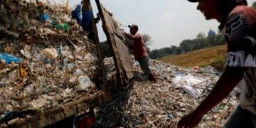 Indonesian village wants Canada’s trash