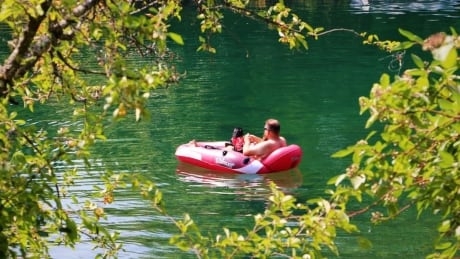 Group tubing Cowichan river assailed by man throwing rocks