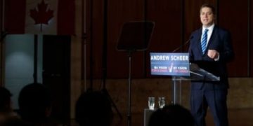 Scheer makes announcement of interest to parents