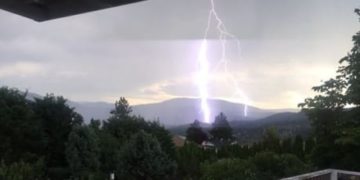 Severe thunderstorm warnings in effect for much of B.C. southern Interior