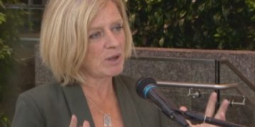 NDP opposition holding town halls to prepare shadow budget