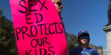 Ont. government releases new sex-ed curriculum, focus includes ‘mental health’ and ‘consent’