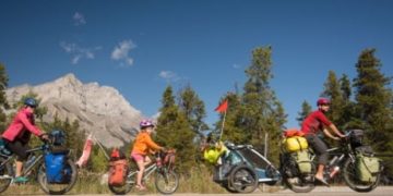 Nomadic Swiss cycling family home-schools on the go