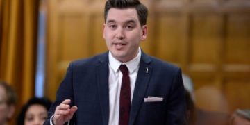 Trans Mountain pipeline debate at play in Burnaby North-Seymour