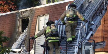 Lynnwood town house fire killed Shoreline siblings, 7 and 15, who were visiting a relative, fire officials say