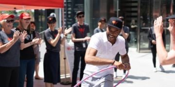 Most Canadians who switch careers are happier for it, survey finds