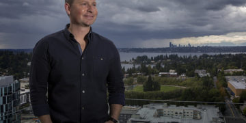 Expedia CEO, CFO quit in clash on strategy as Barry Diller takes over