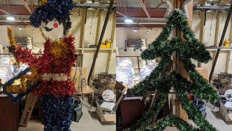 B.C city selling 43 novelty Christmas decorations once used to light up downtown