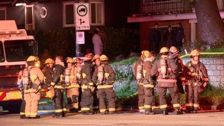 No one hurt, but 6 forced out of home after overnight fire in South Vancouver