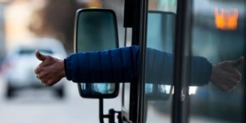 Voting underway for Metro Vancouver bus and SeaBus workers