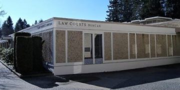 Vancouver Island man pleads guilty to imprisoning and beating woman