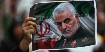Iran Guard leader threatens to ‘set ablaze’ U.S.-backed places