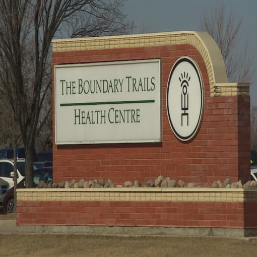 Manitoba officials didn't heed warnings about a 3rd COVID-19 wave. Now hospitals are overwhelmed