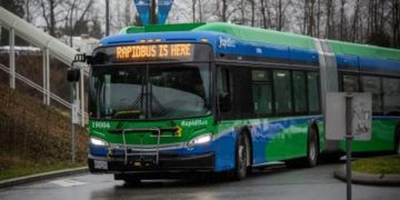 I raced TransLink’s new RapidBus to UBC by car — and lost