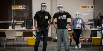 Manitoba restrictions unlikely to loosen anytime soon, health official says