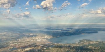 As Seattleites and their money flow south, Tacoma residents grapple with changing neighborhoods