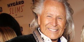 Peter Nygard, Canadian clothing manufacturer, accused of raping 10 women in civil class-action lawsuit