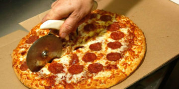 Pizza sends record number of people to the ER