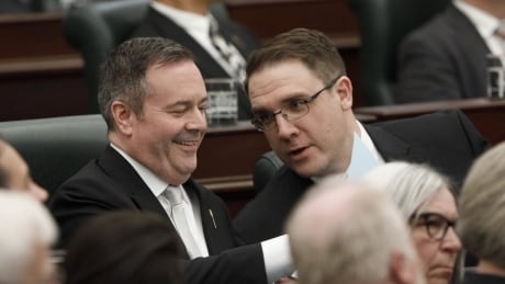 Alberta environment minister says First Nations concerns with Teck Frontier are about money