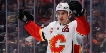 Flames erupt for offensive explosion in shutout win against Ducks