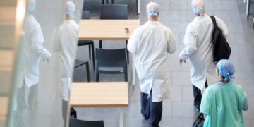 Despite overcrowding issues, many beds at Montreal’s university superhospitals are empty