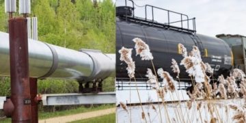 Trains vs. pipelines: 2 Sask. crashes respark debate over risks of moving oil