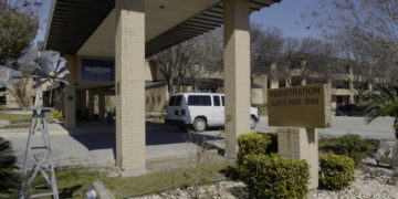 US announces 15th virus case, this one in Texas evacuee