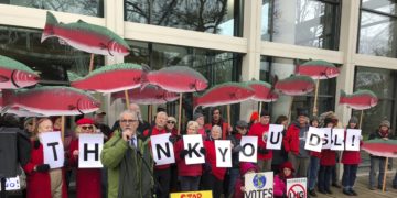 Trump appointees weigh plan to build pipeline in Oregon