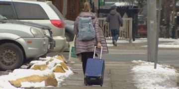 Halted train travel along 2 of Via Rail’s busiest routes ‘a bit of a disaster’ for disrupted passengers